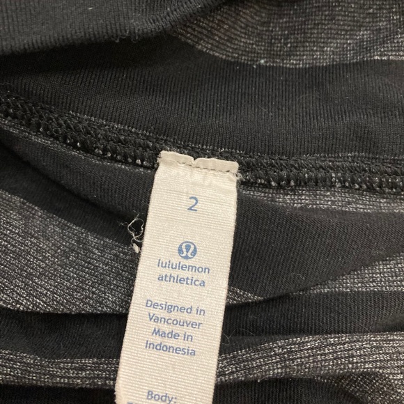 Lululemon zip sweater/hoodie - Picture 4 of 4